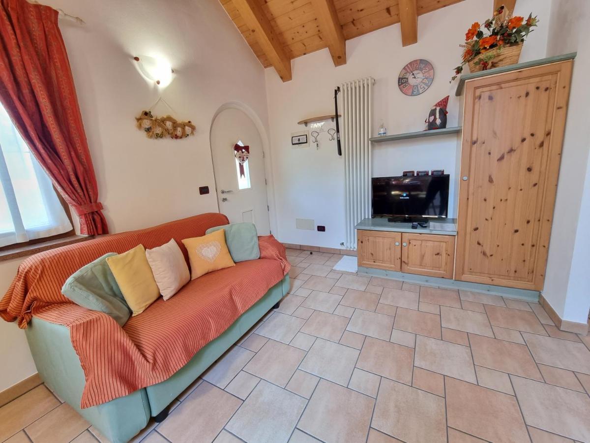 Residence Le Rose ปอซซาดิฟัซซา ภายนอก รูปภาพ