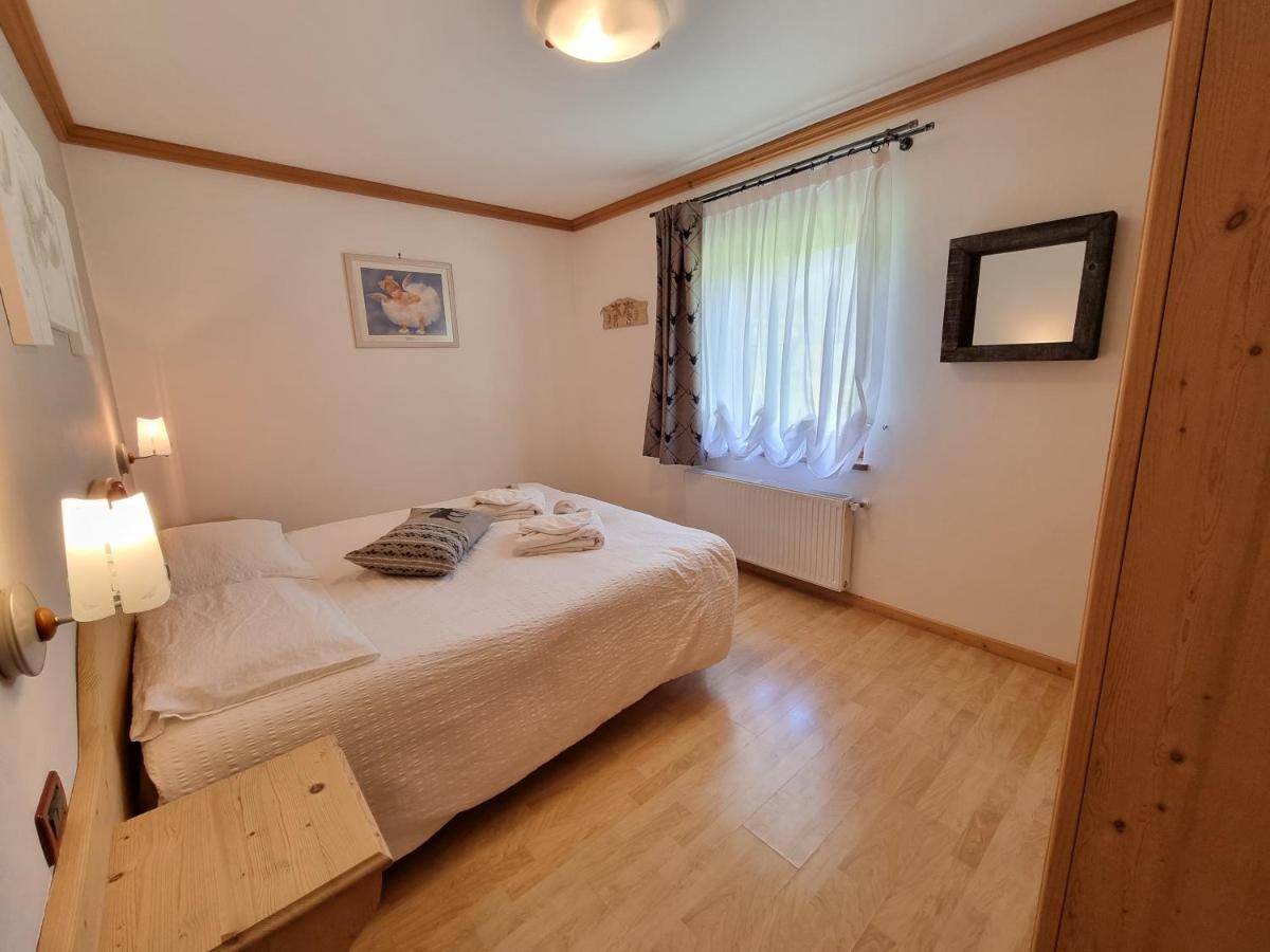 Residence Le Rose ปอซซาดิฟัซซา ภายนอก รูปภาพ