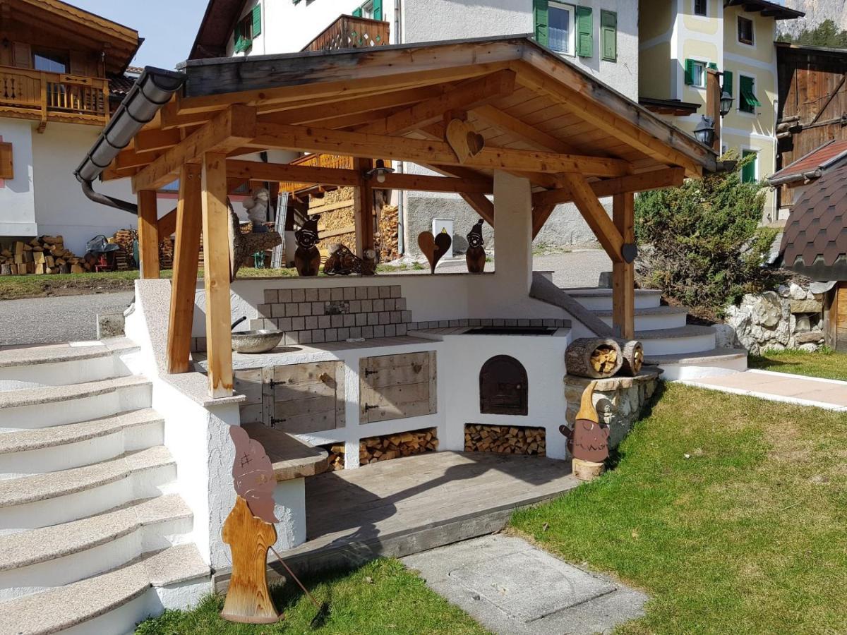 Residence Le Rose ปอซซาดิฟัซซา ภายนอก รูปภาพ